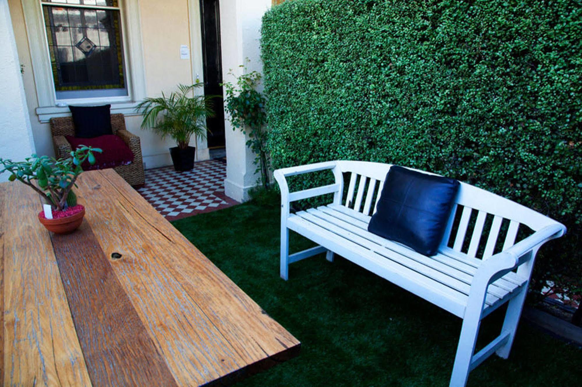 Carlton Terrace Hotel Melbourne Exterior photo